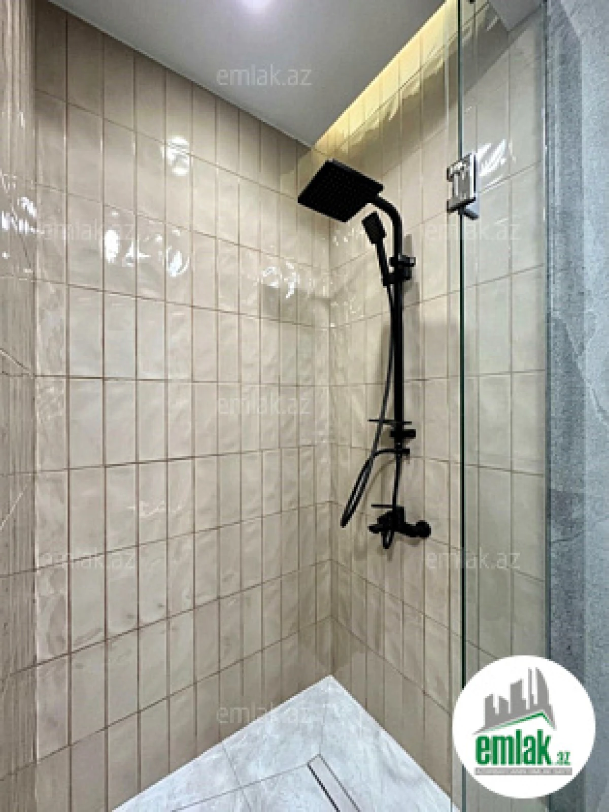 Satılır 3 otaqlı yeni tikili 149 m²