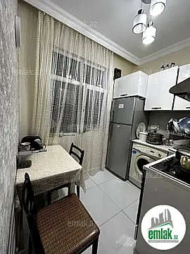 Satılır 2 otaqlı köhnə tikili 50 m²