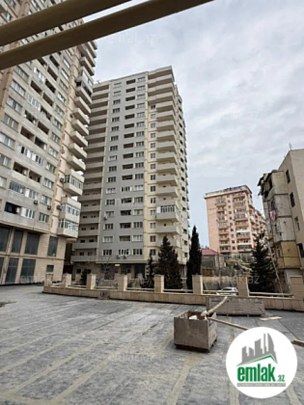 Satılır 2 otaqlı yeni tikili 125 m²