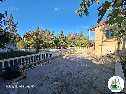Satılır 7 otaqlı mənzil 500 m²