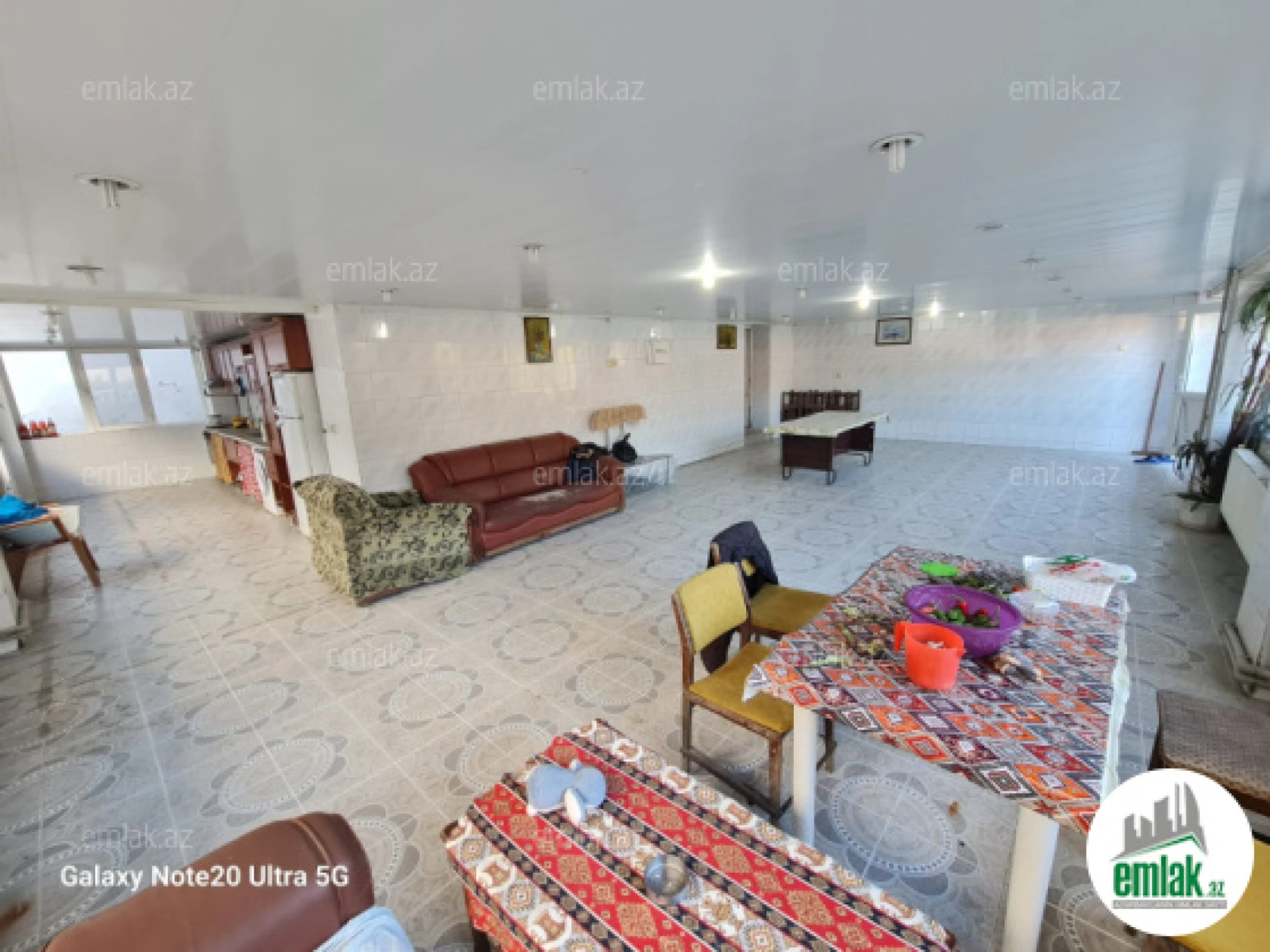 Satılır 7 otaqlı mənzil 500 m²