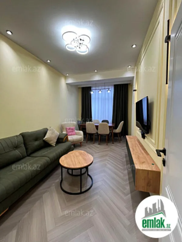 Satılır 2 otaqlı yeni tikili 72 m²