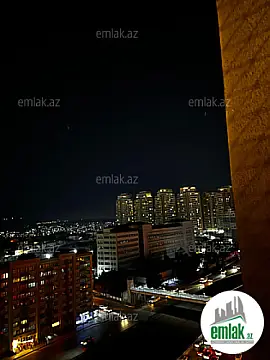 Satılır 3 otaqlı köhnə tikili 84 m²