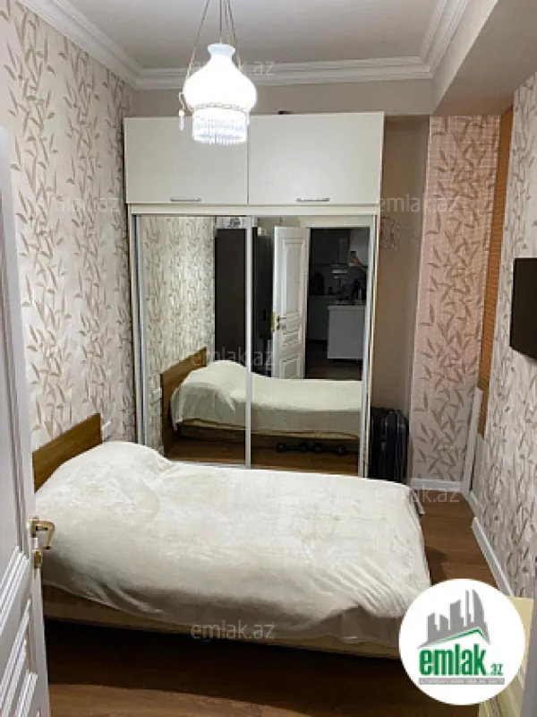 Satılır 3 otaqlı yeni tikili 65 m²