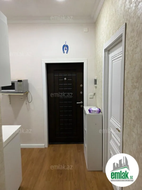 Satılır 3 otaqlı yeni tikili 65 m²