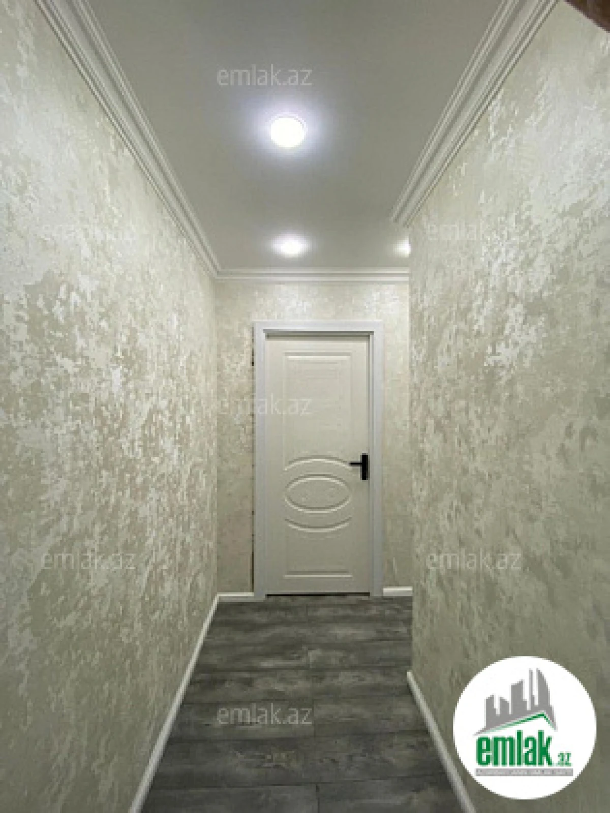 Satılır 2 otaqlı köhnə tikili 40 m²