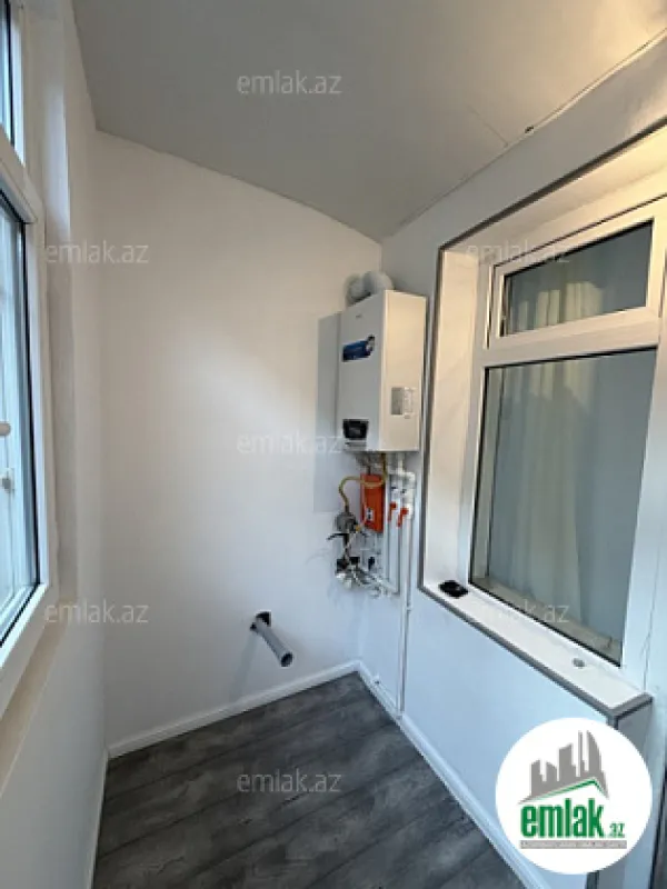 Satılır 2 otaqlı köhnə tikili 40 m²