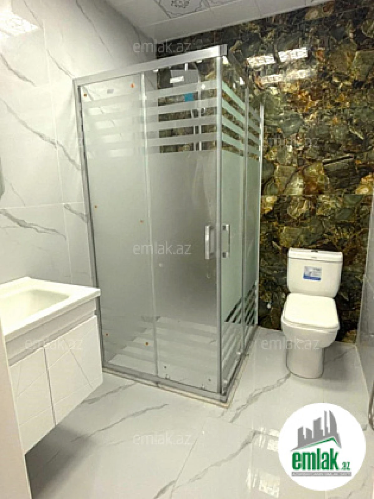 Satılır 3 otaqlı yeni tikili 90 m²