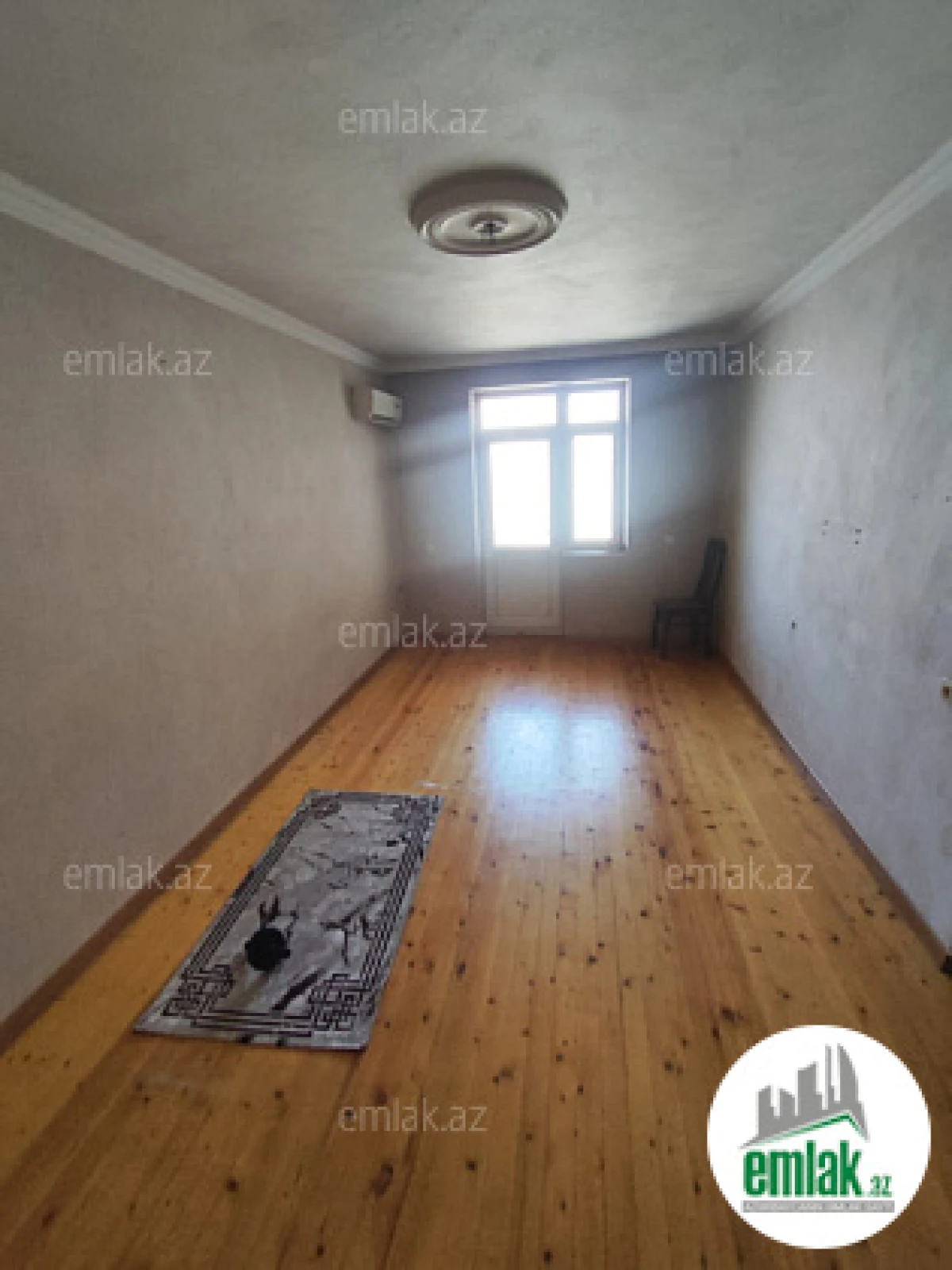 Satılır 3 otaqlı köhnə tikili 70 m²