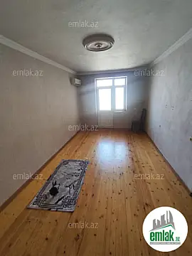 Satılır 3 otaqlı köhnə tikili 70 m²