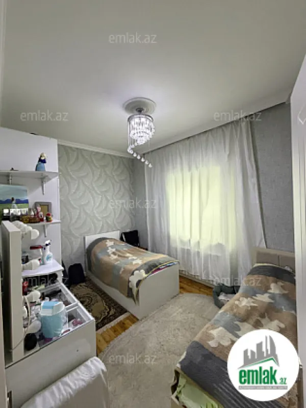 Satılır 4 otaqlı həyət evi 120 m²