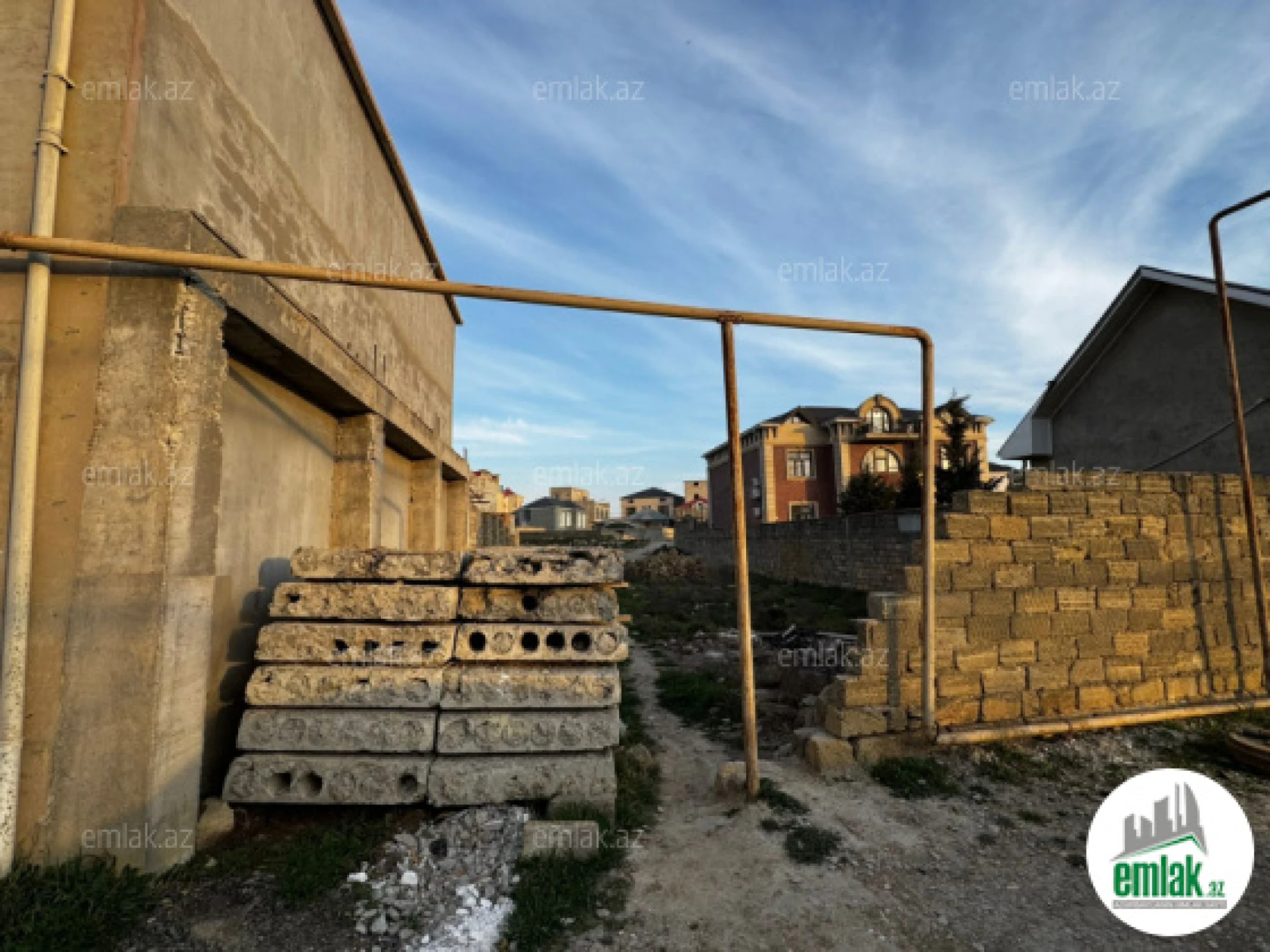 Satılır torpaq sahəsi 2 m²