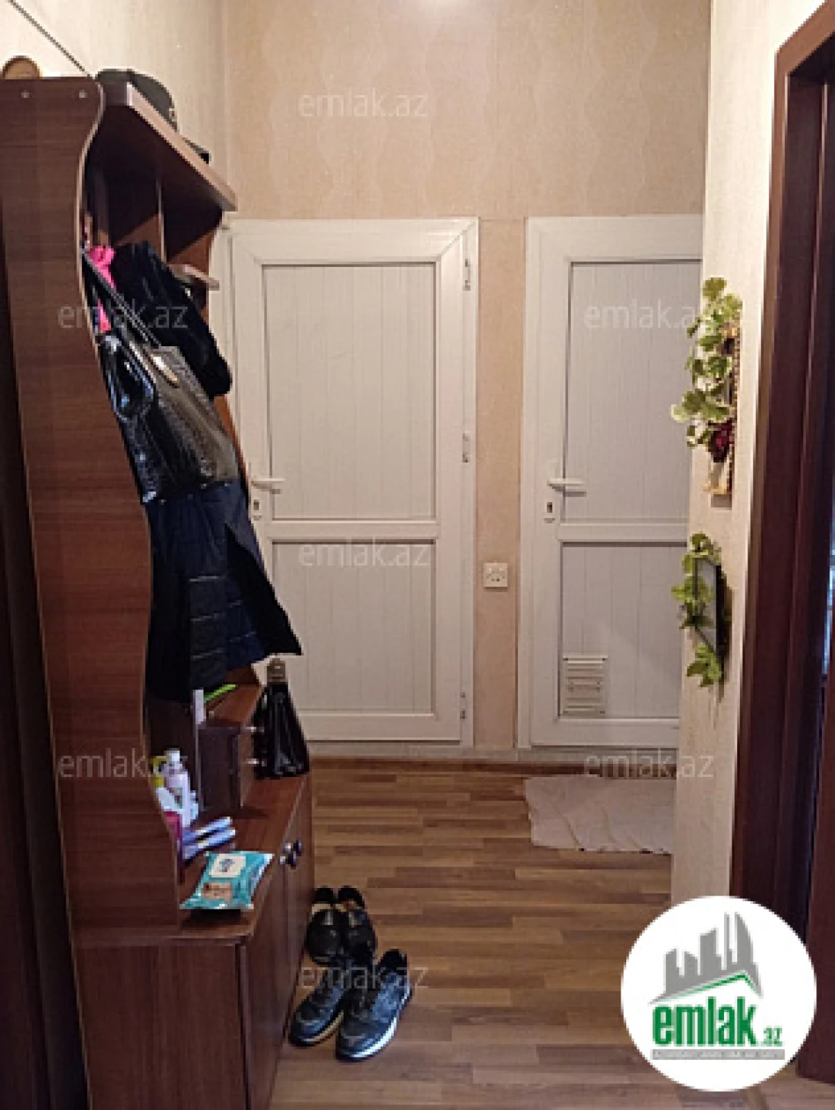 Satılır 2 otaqlı köhnə tikili 50 m²