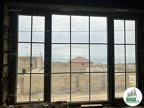 Satılır 4 otaqlı həyət evi 140 m²