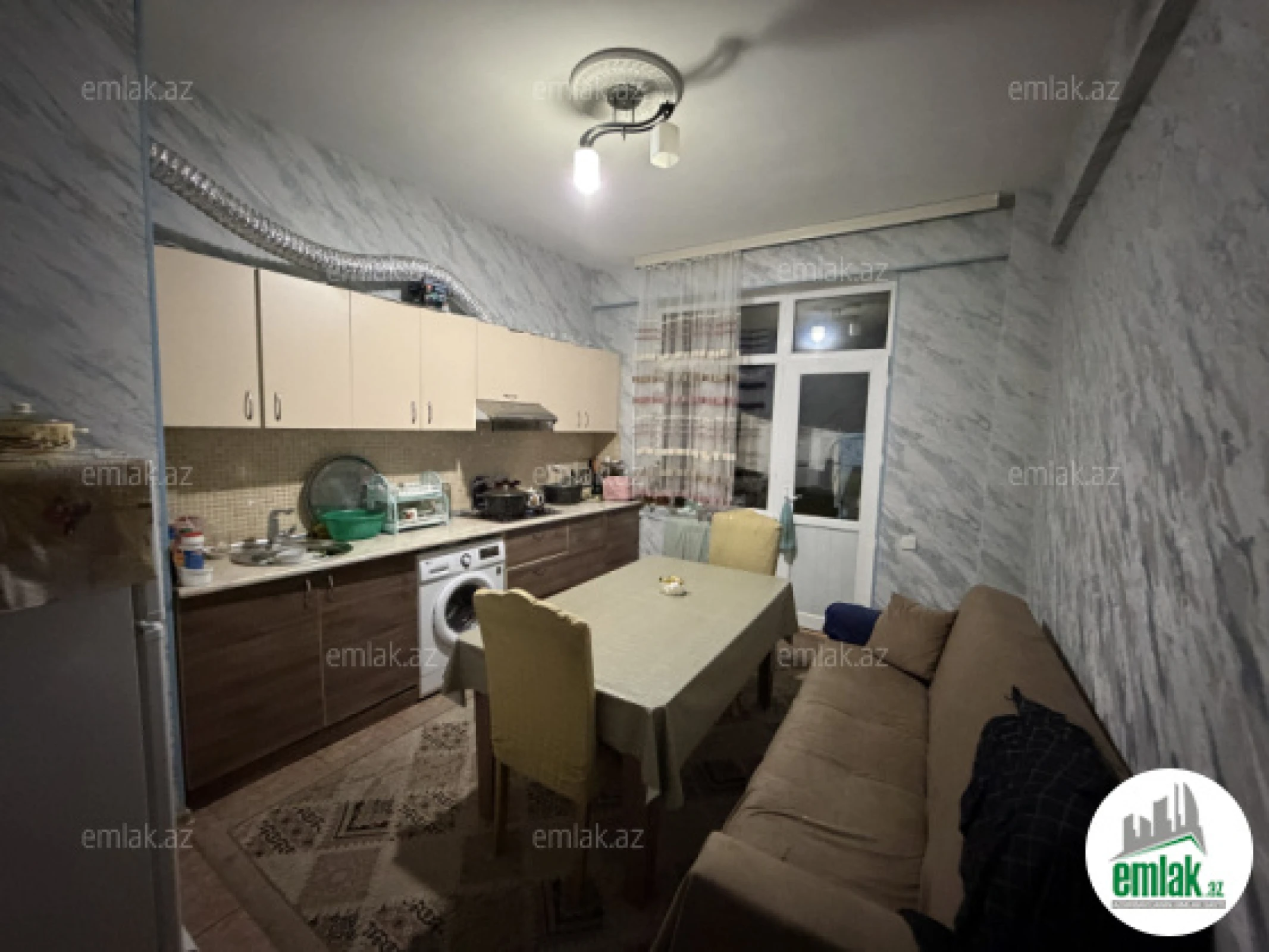 Satılır 3 otaqlı yeni tikili 113.5 m²