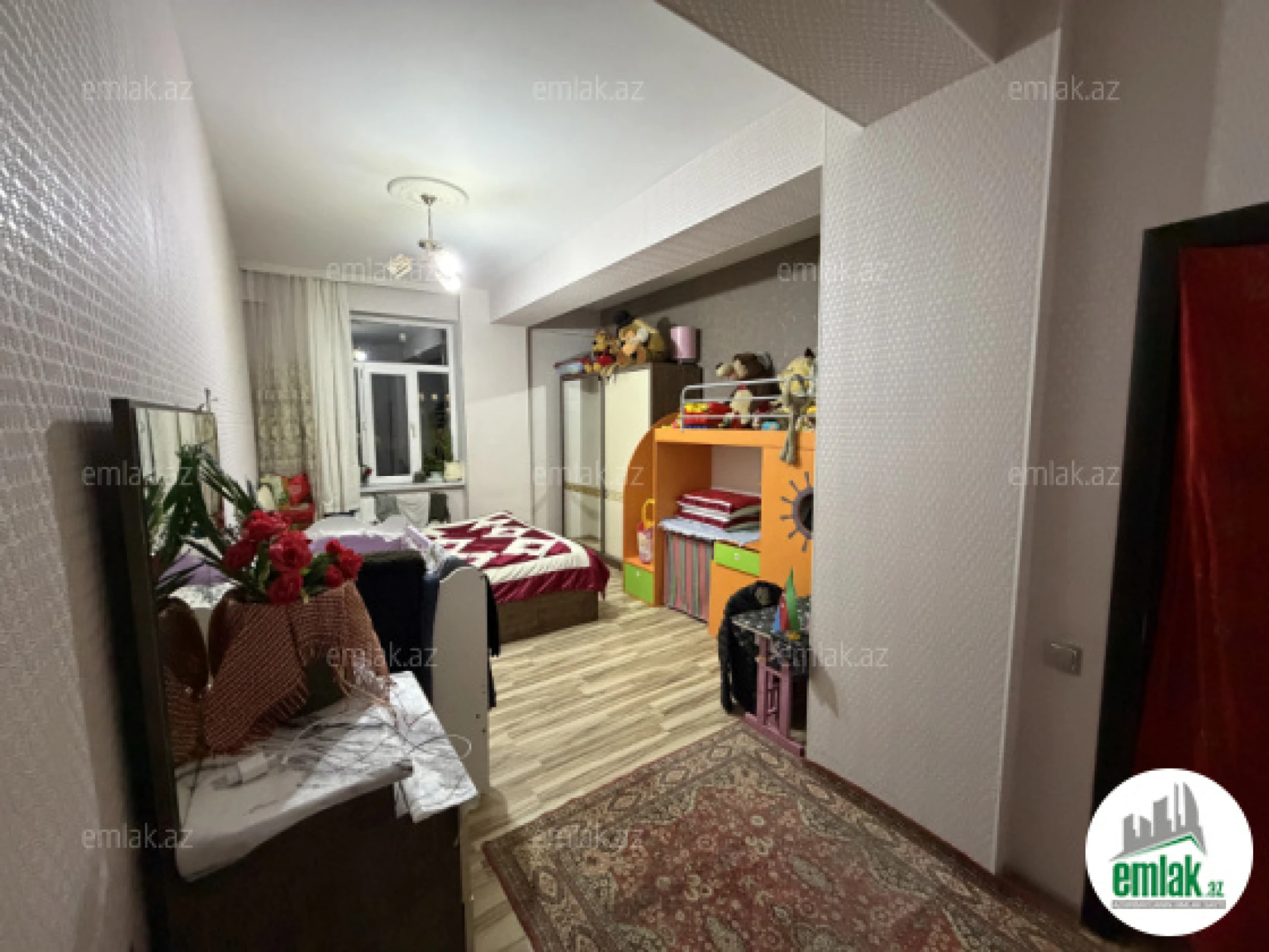 Satılır 3 otaqlı yeni tikili 113.5 m²
