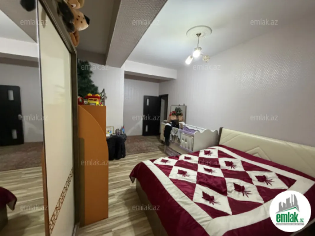 Satılır 3 otaqlı yeni tikili 113.5 m²