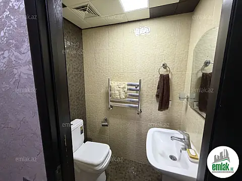 Satılır 3 otaqlı yeni tikili 113.5 m²