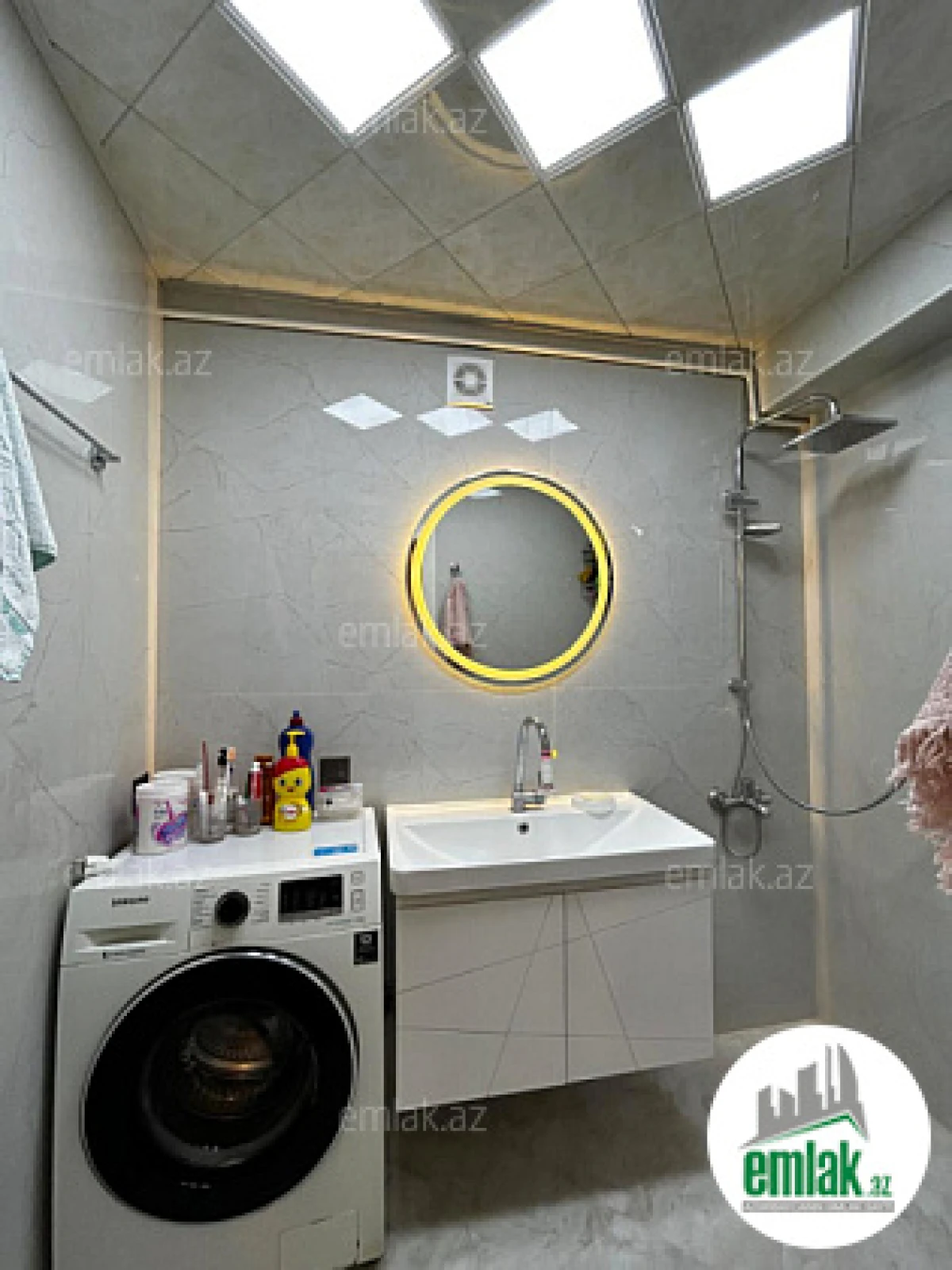 Satılır 3 otaqlı köhnə tikili 75 m²