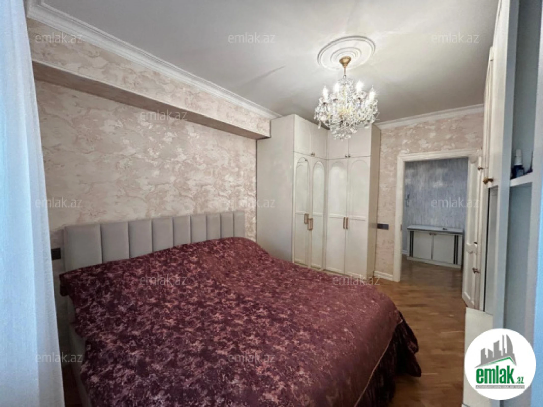 Satılır 3 otaqlı köhnə tikili 75 m²