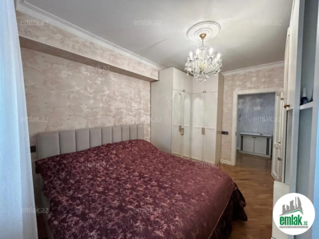 Satılır 3 otaqlı köhnə tikili 75 m²