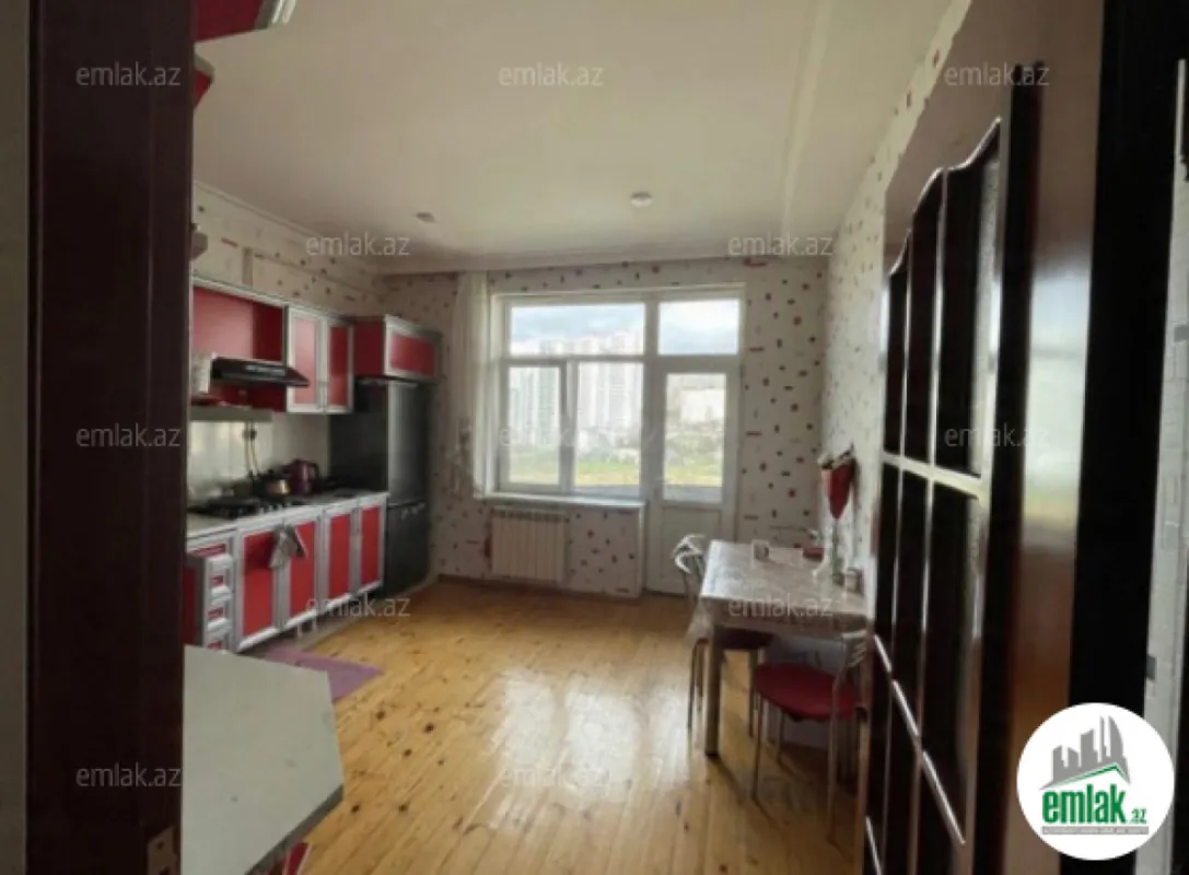 Satılır 2 otaqlı yeni tikili 81 m²