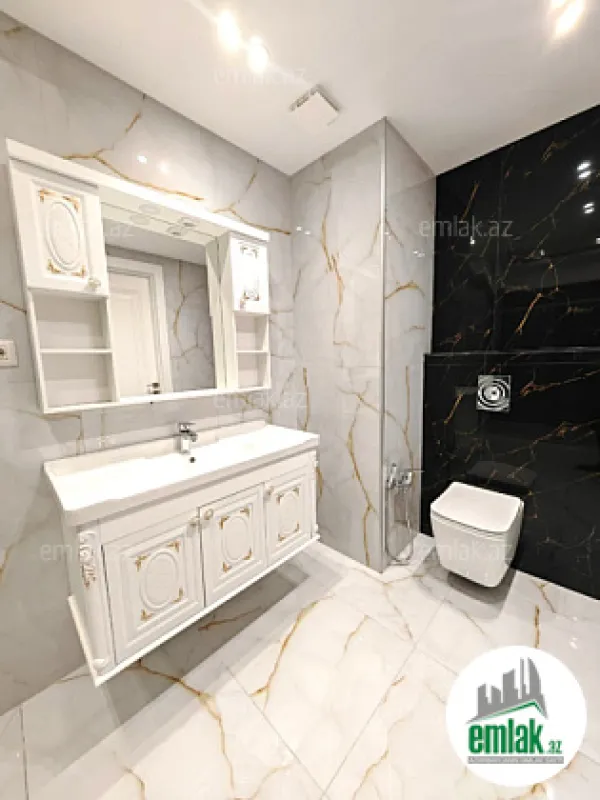 Satılır 4 otaqlı yeni tikili 230 m²