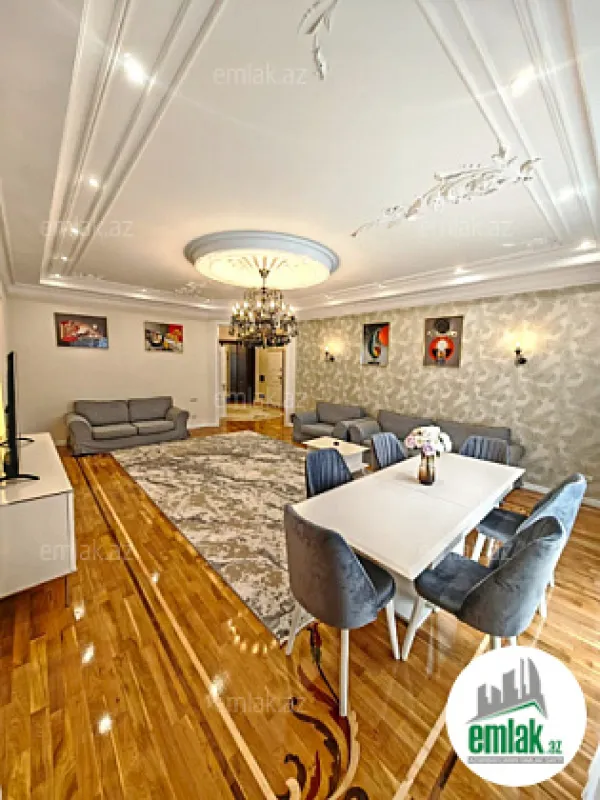 Satılır 4 otaqlı yeni tikili 230 m²