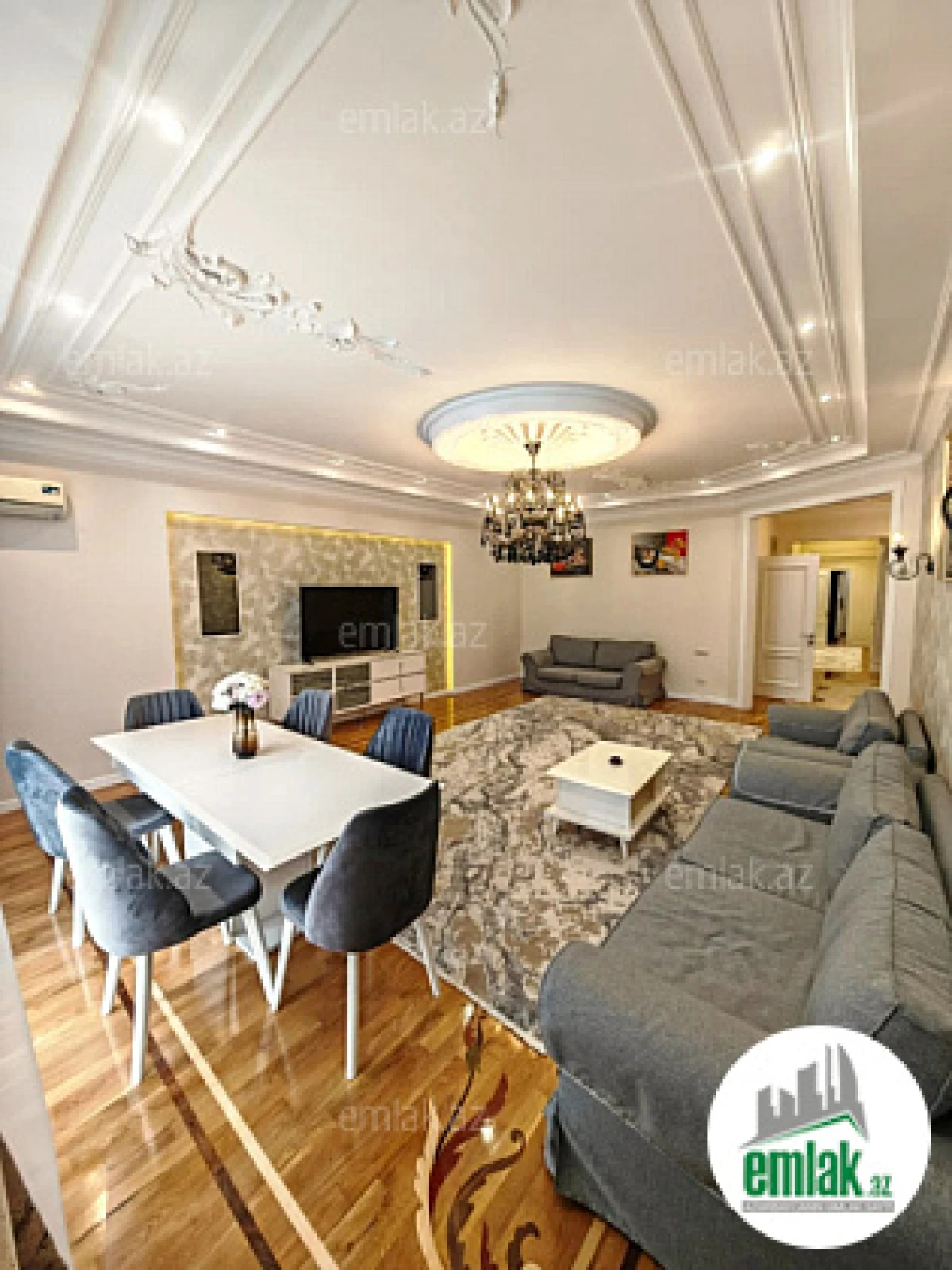 Satılır 4 otaqlı yeni tikili 230 m²