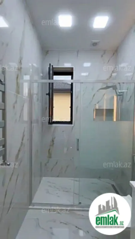 Satılır 5 otaqlı mənzil 250 m²