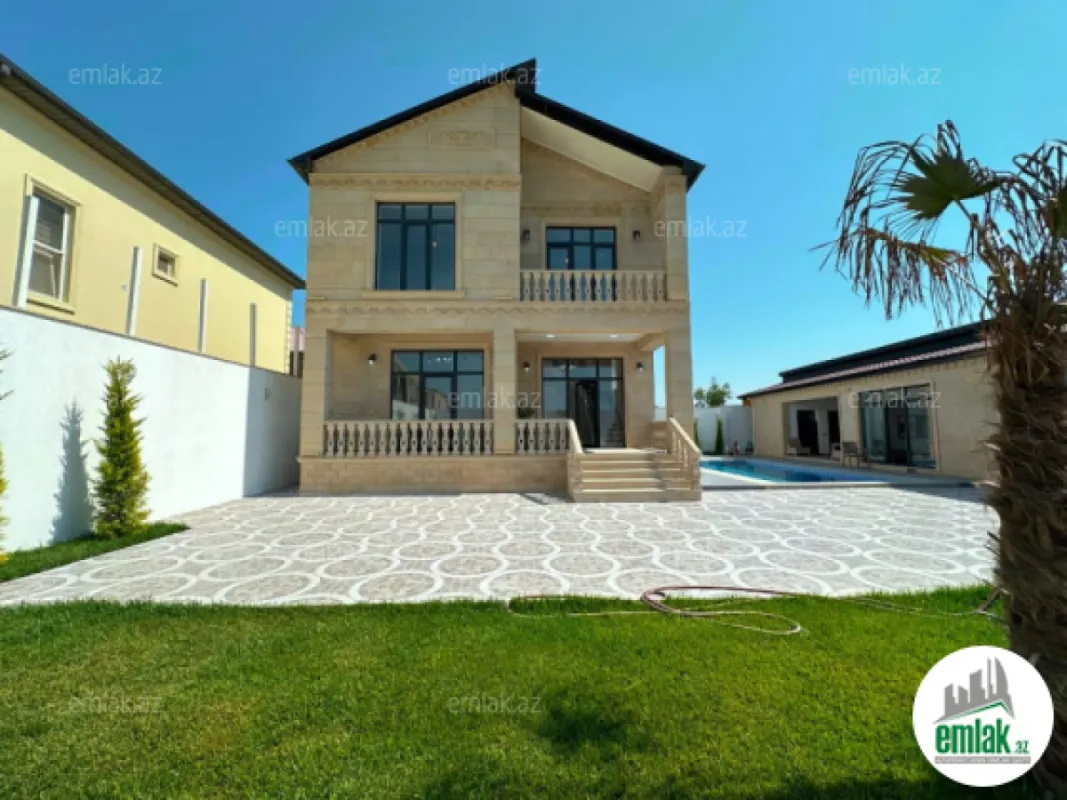 Satılır 5 otaqlı mənzil 250 m²