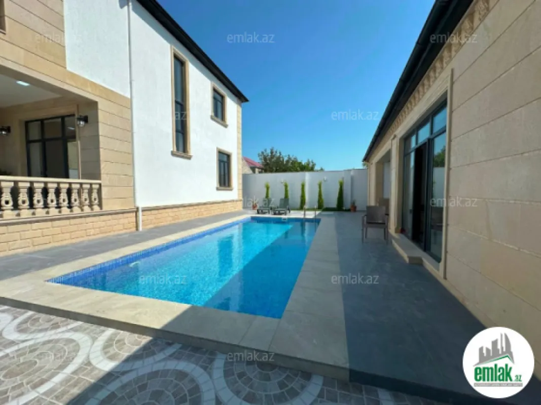Satılır 5 otaqlı mənzil 250 m²