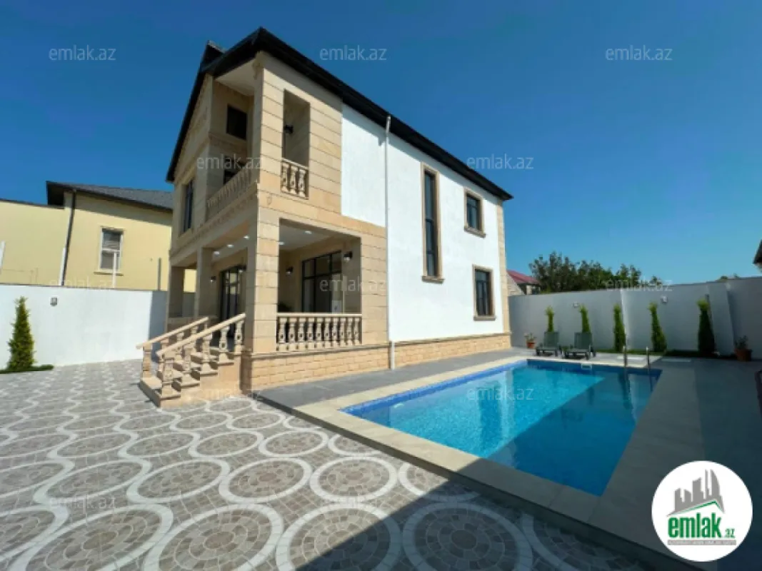 Satılır 5 otaqlı mənzil 250 m²