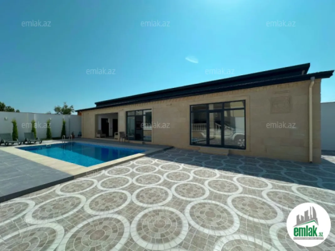 Satılır 5 otaqlı mənzil 250 m²