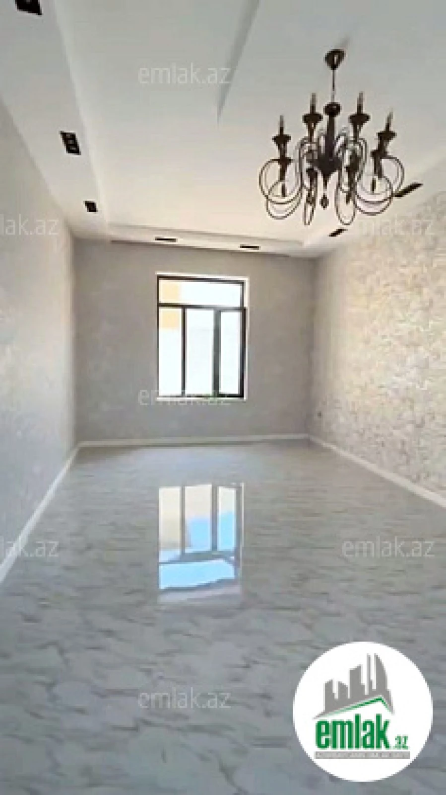 Satılır 5 otaqlı mənzil 250 m²