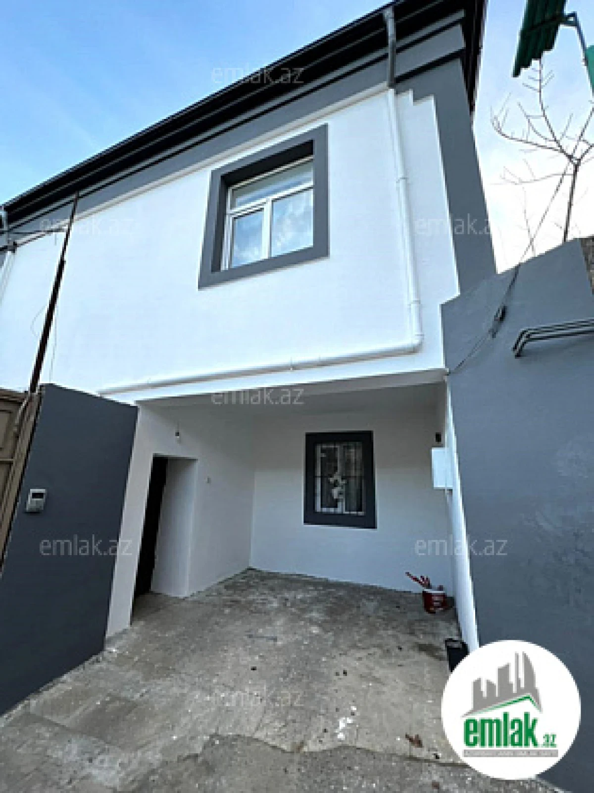 Satılır 6 otaqlı həyət evi 200 m²