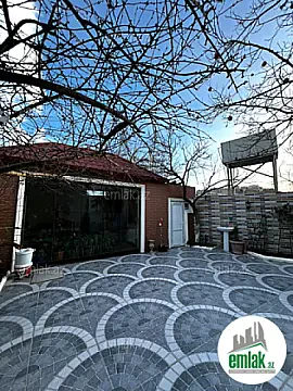 Satılır 6 otaqlı həyət evi 200 m²