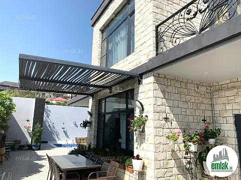 Satılır 6 otaqlı həyət evi 300 m²