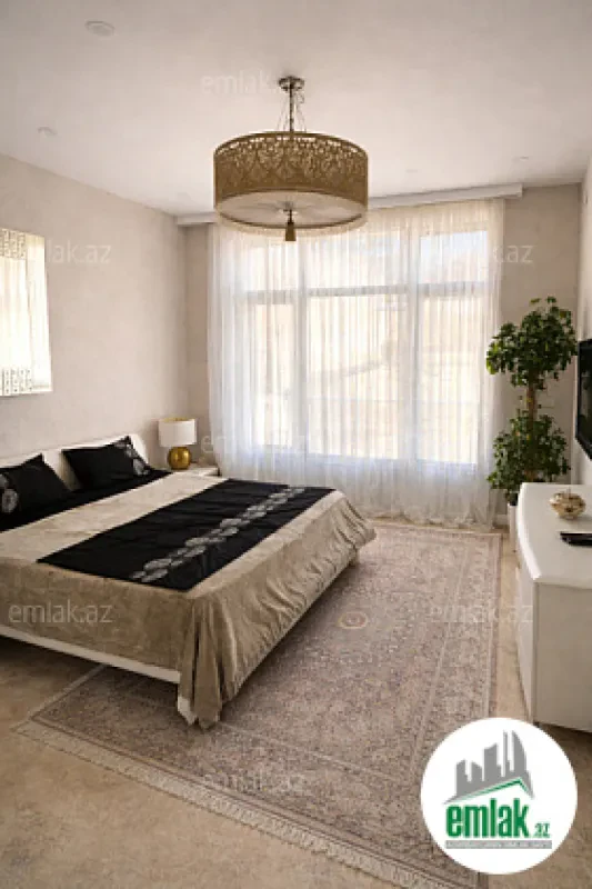 Satılır 6 otaqlı həyət evi 300 m²