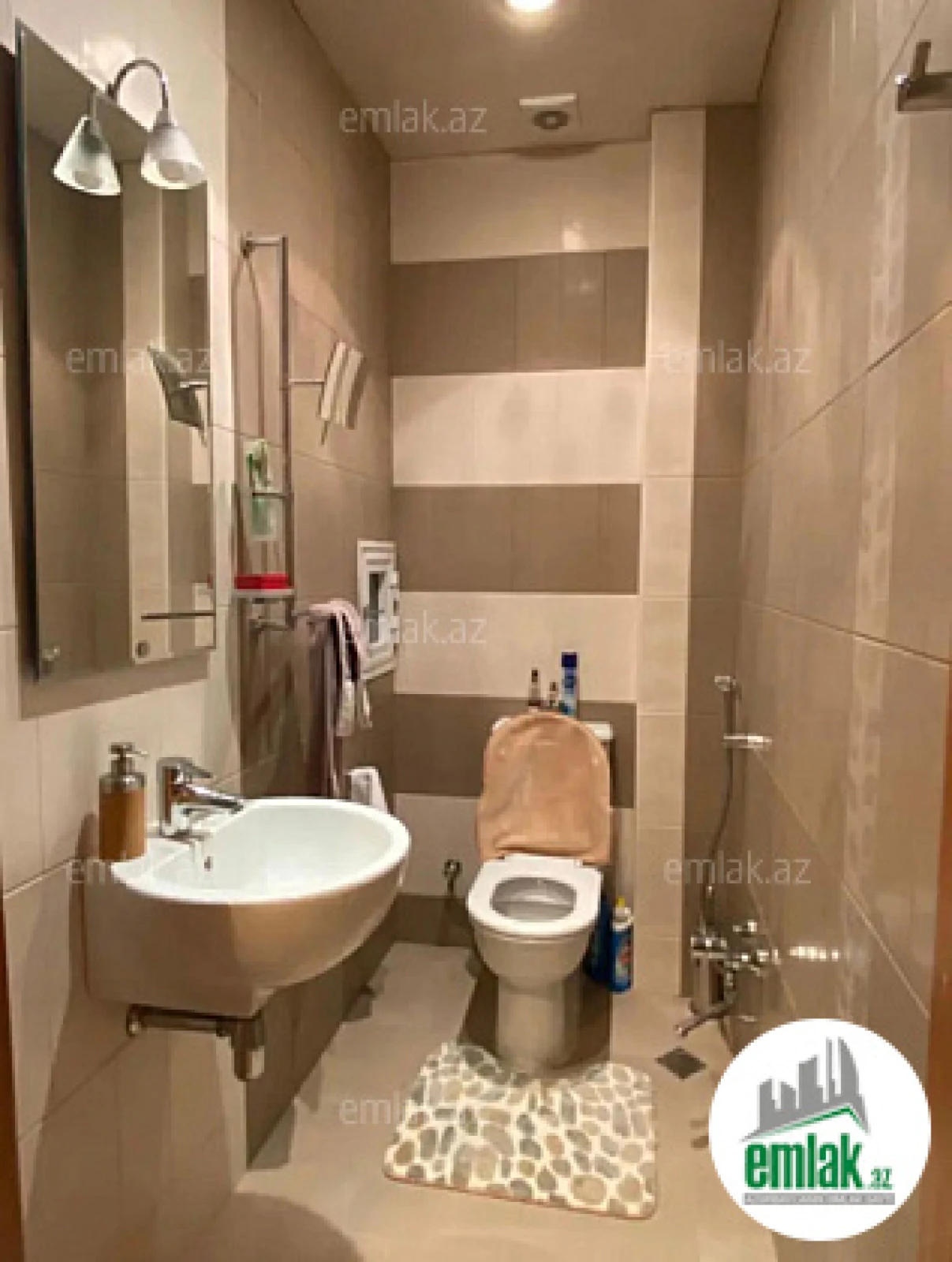 Satılır 3 otaqlı yeni tikili 140 m²