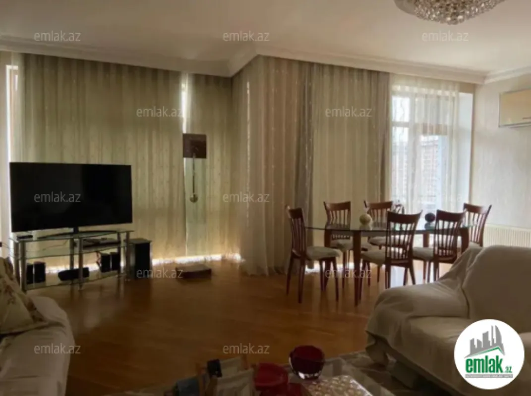 Satılır 3 otaqlı yeni tikili 140 m²