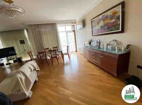 Satılır 3 otaqlı yeni tikili 140 m²