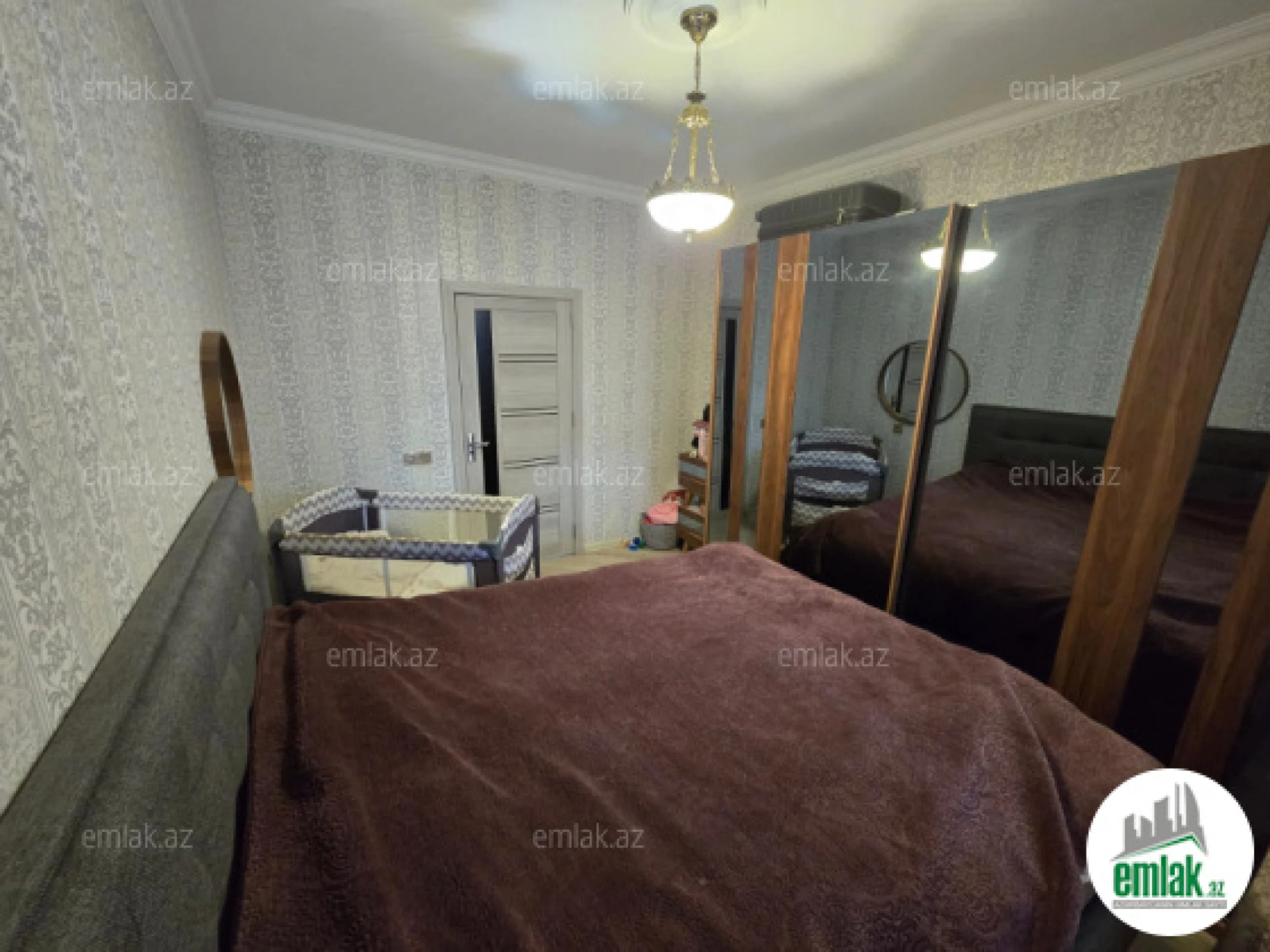 Satılır 2 otaqlı köhnə tikili 53 m²