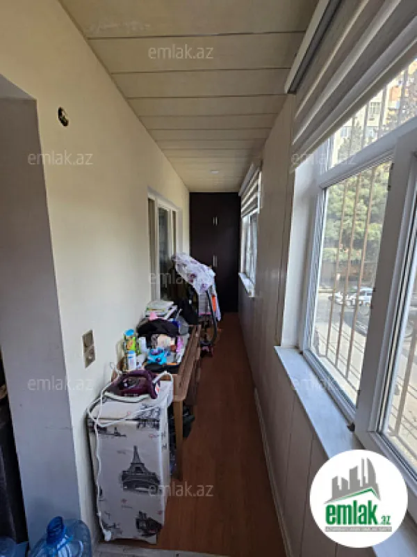 Satılır 2 otaqlı köhnə tikili 53 m²