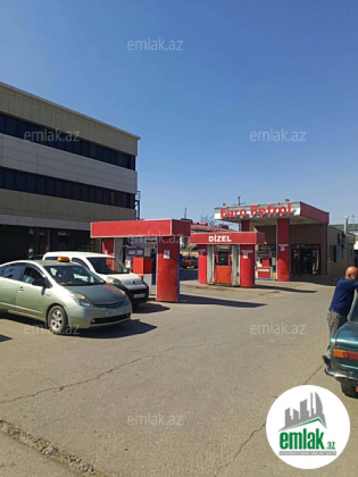 Satılır 6 otaqlı obyekt 270 m²