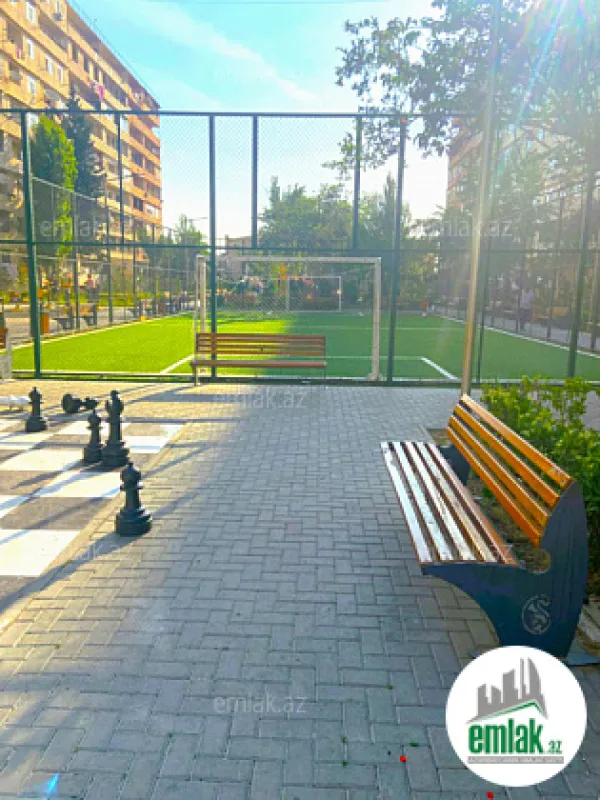 Satılır 3 otaqlı köhnə tikili 90 m²