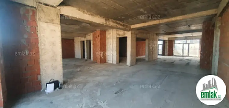 Satılır 5 otaqlı yeni tikili 270 m²