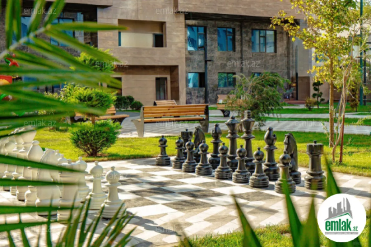 Satılır 5 otaqlı yeni tikili 270 m²