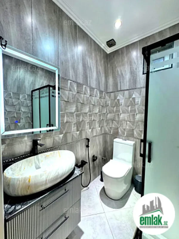 Satılır 3 otaqlı mənzil 110 m²