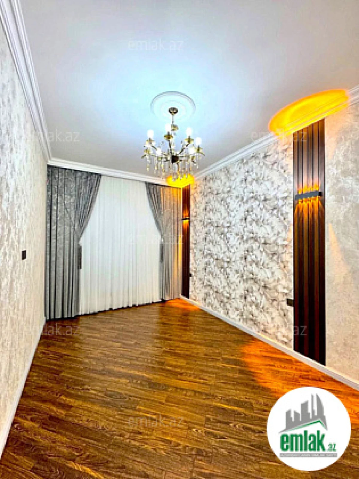 Satılır 3 otaqlı mənzil 110 m²
